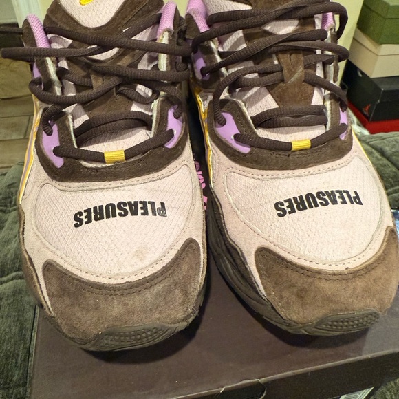 ASICS × PLEASURES GEL-Kayano 14 – Lavender / Yellow / Brown - Picture 9 of 10